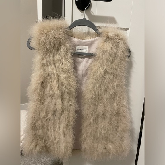 Club Monaco Turkey feather vest - Picture 2 of 2